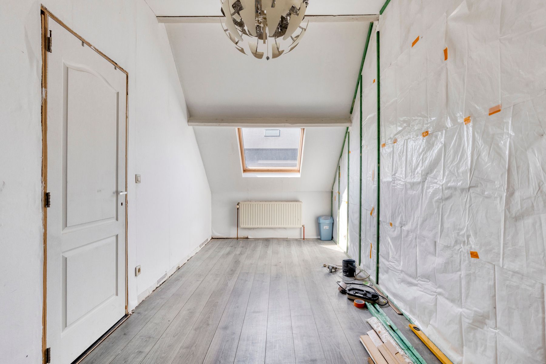 Half-open bebouwing met 3 slaapkamers en tuin! foto 14