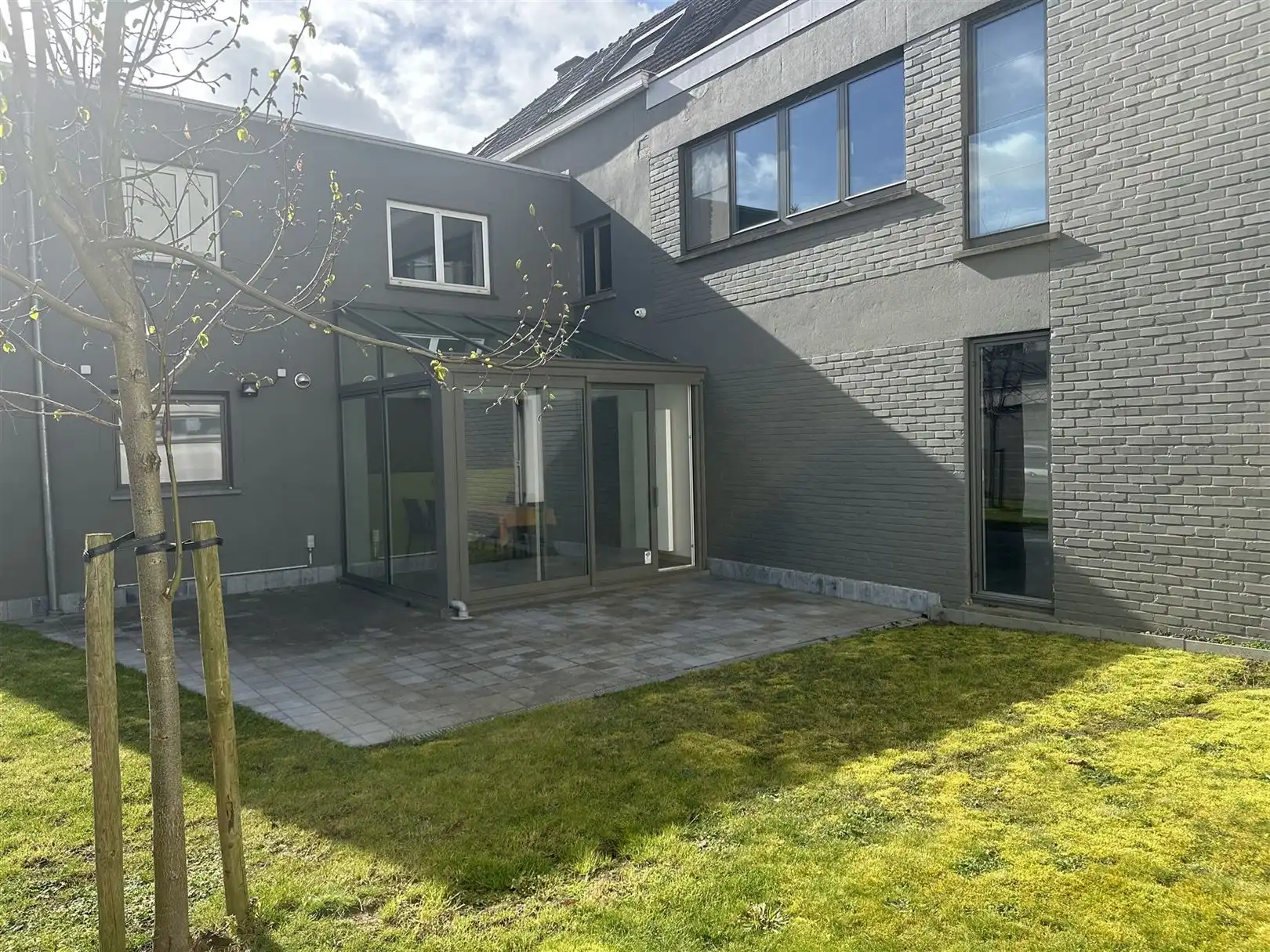 Ruime woning in centrum Eine. foto 24