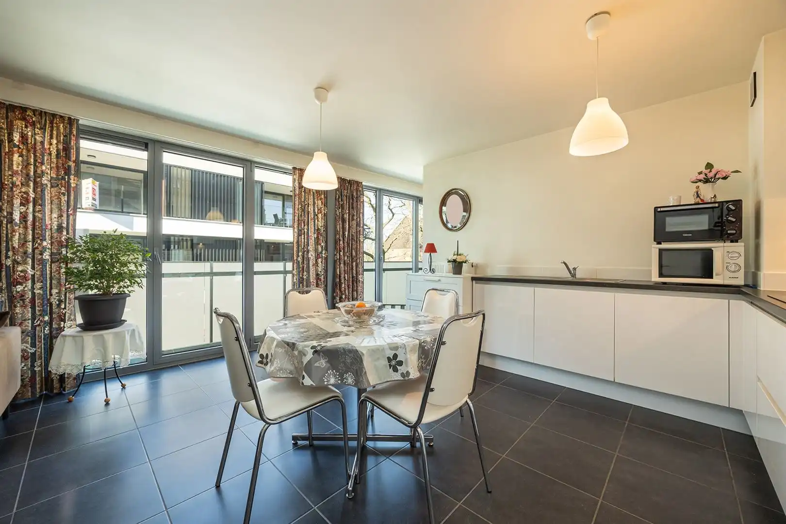 Appartement met éénslaapkamer in het hart van Heist-op-den-Berg! foto 4