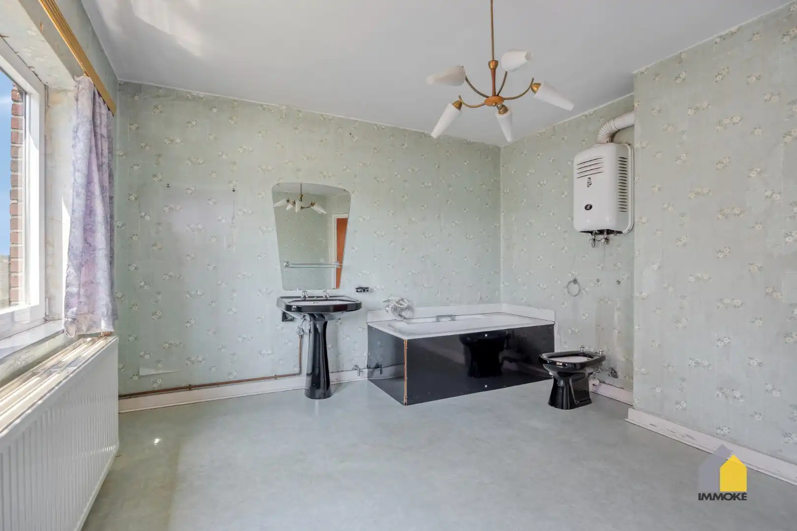 Karaktervolle, halfvrijstaande woning op 7a 31ca met aangrenzend weiland 16a 50ca. foto 20