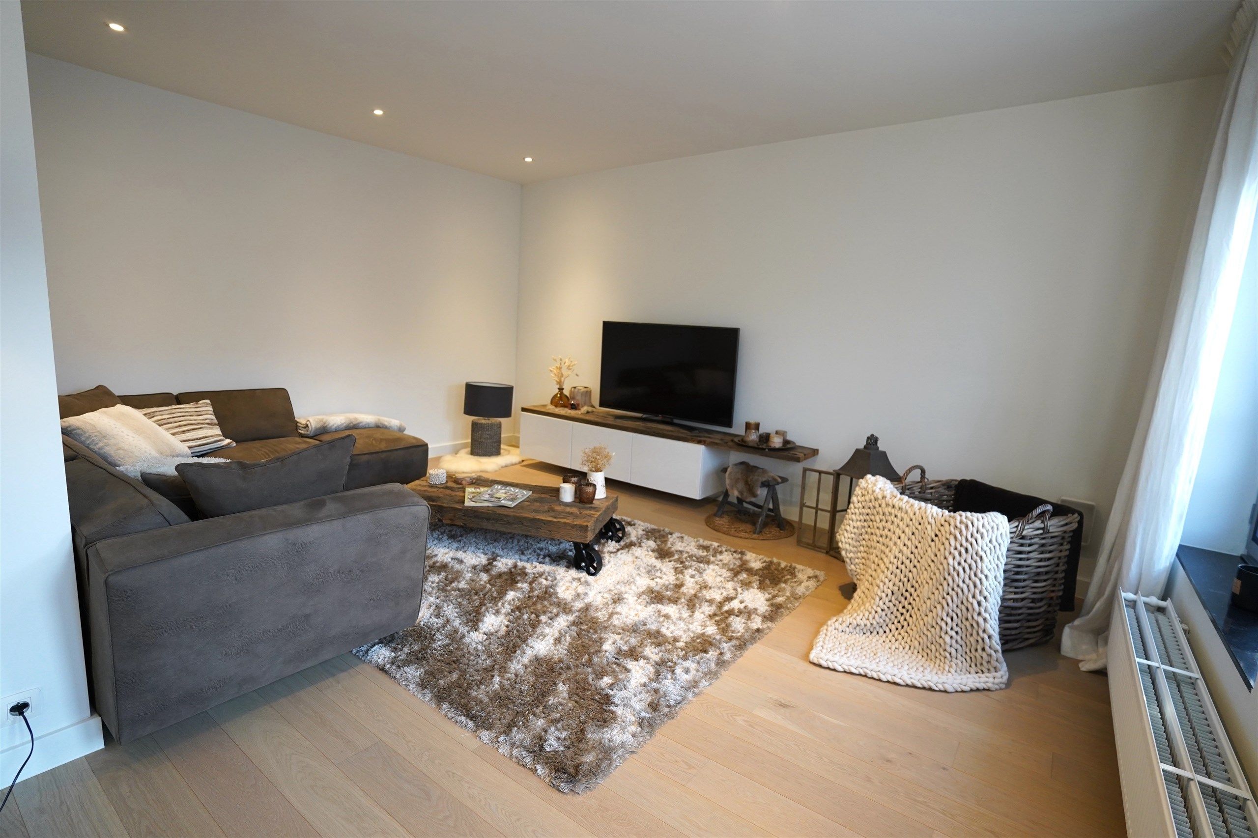 Bijzonder, smaakvol appartement met 50 m2 terras! foto 2