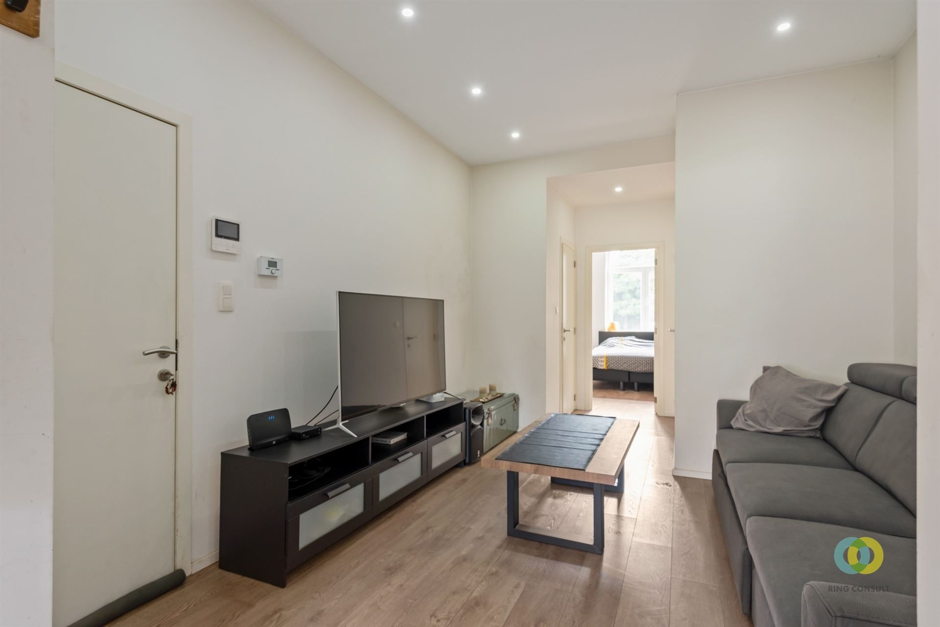 Gelijkvloers één-slaapkamer appartement met tuin foto 4