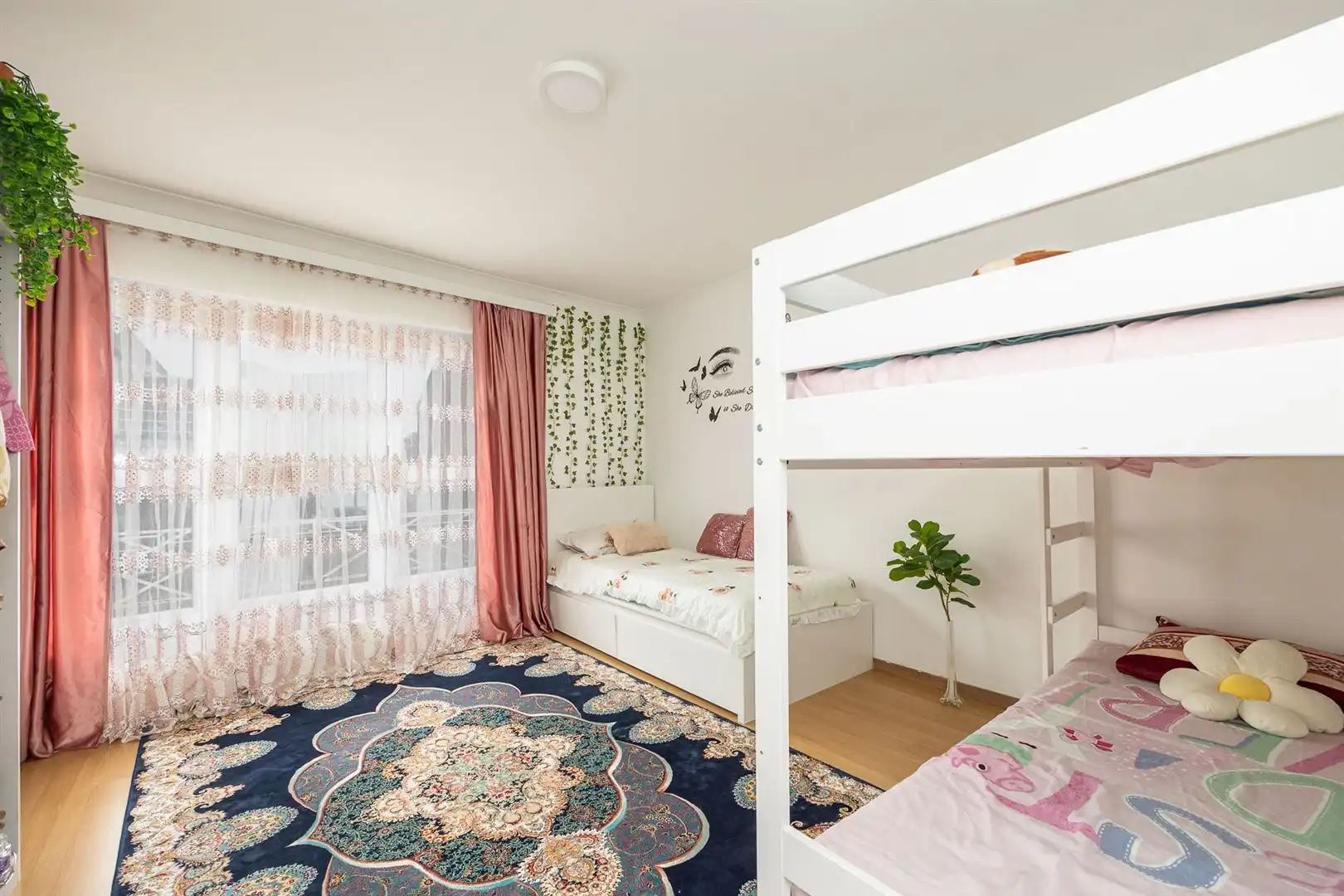 2 slaapkamer app met ruim terras foto 9