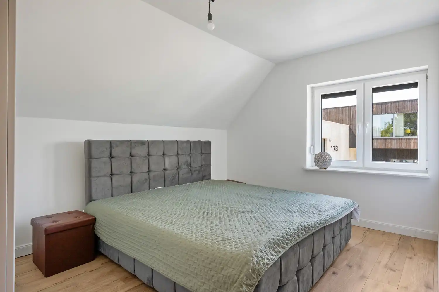 Recent gerenoveerde woning met 4 slpkrs en tuin foto 20