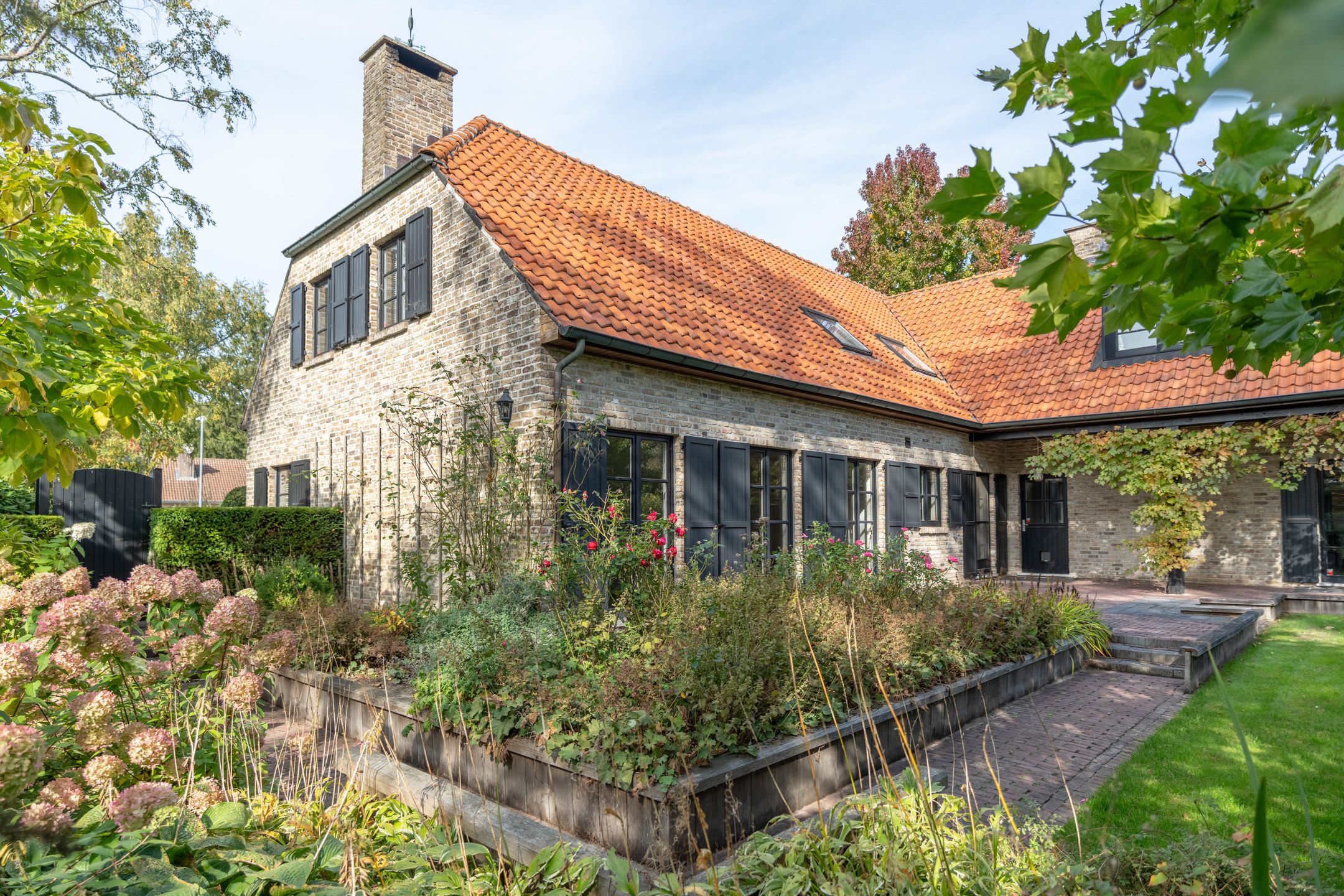 Prachtige villa met  residentiële ligging op 1.754 m² foto 49