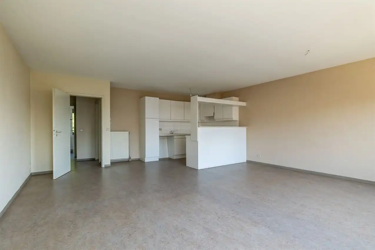 Appartement met twee slaapkamer en terras nabij centrum foto 6