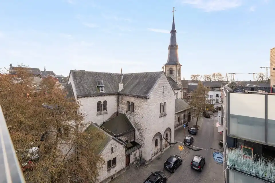 MOOI DAKAPPARTEMENT MET UNIEK TERRAS IN SINT-TRUIDEN foto 14