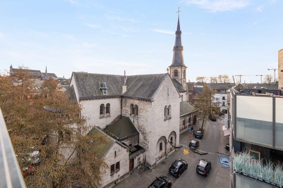 MOOI DAKAPPARTEMENT MET UNIEK TERRAS IN SINT-TRUIDEN foto 14