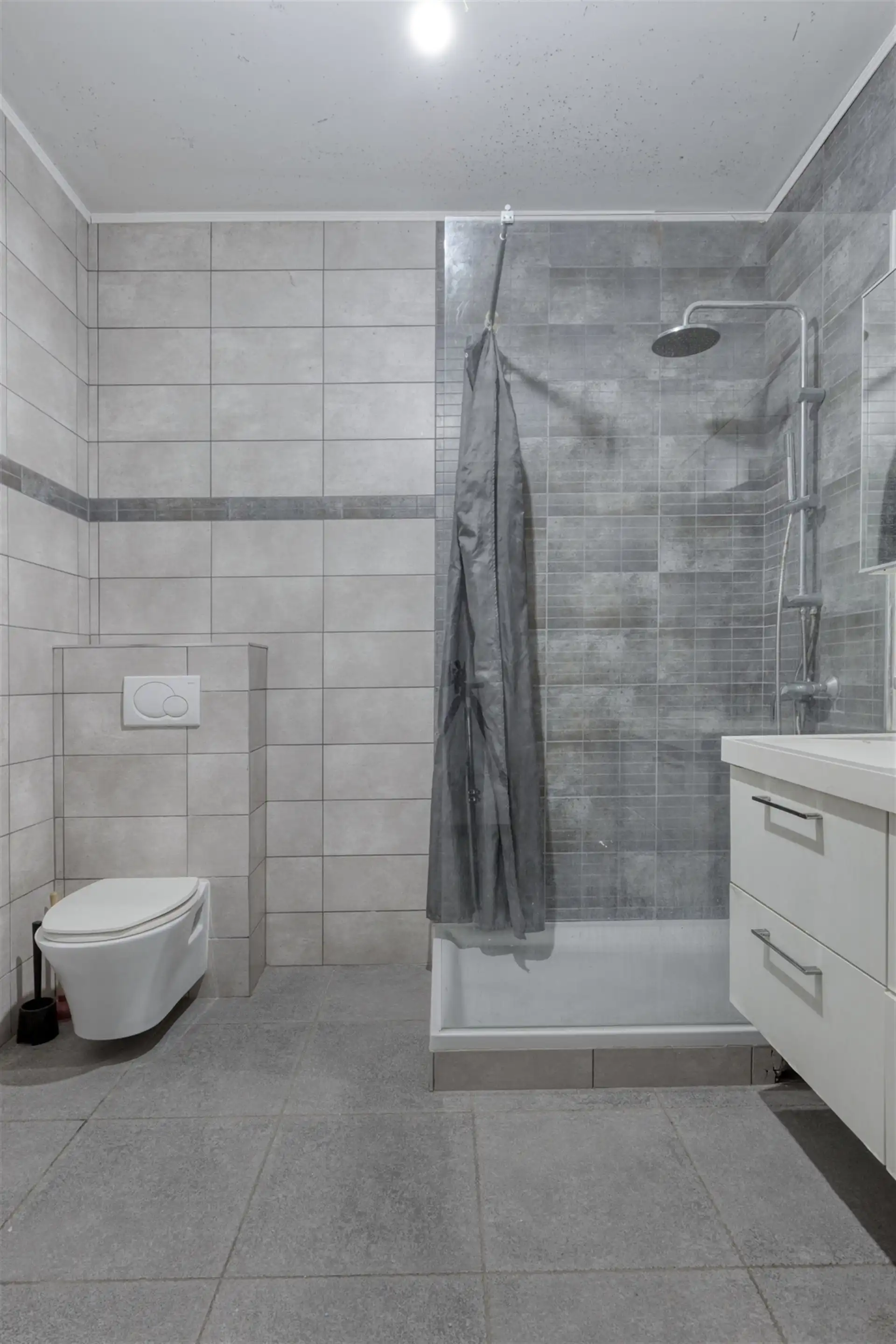 Unieke woning met 2 appartementen, tuin en terras op toplocatie foto 8