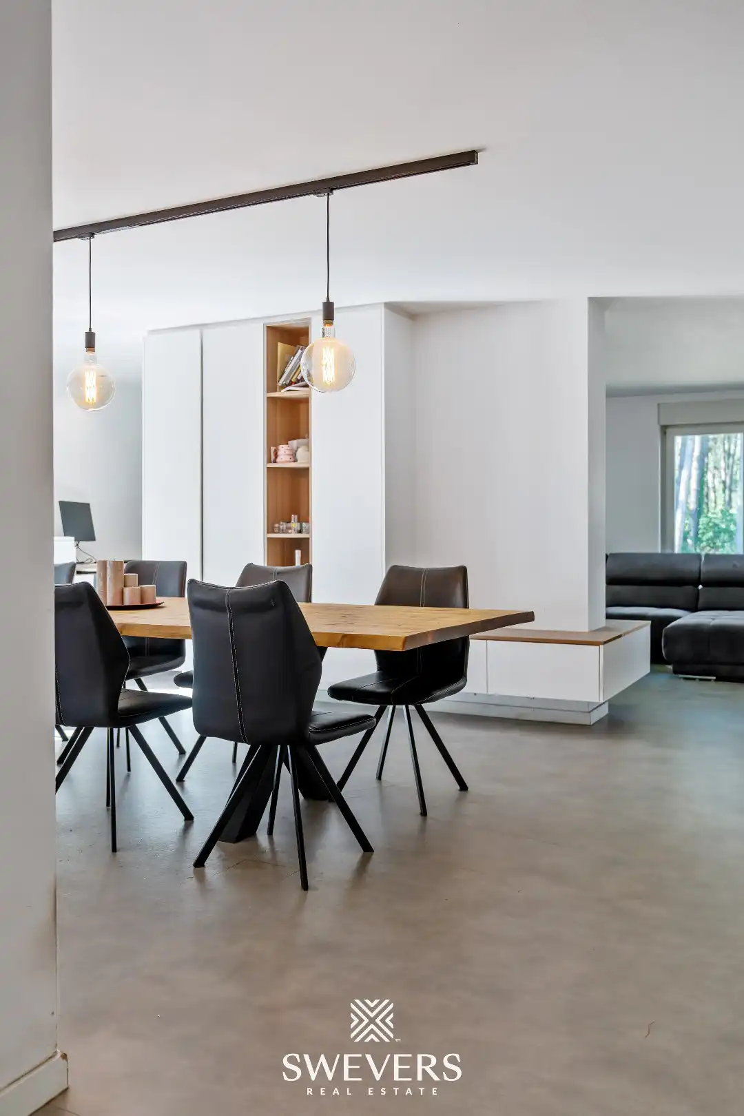 Ruime open bebouwing met 6 slaapkamers op groen perceel van 71 are foto 6