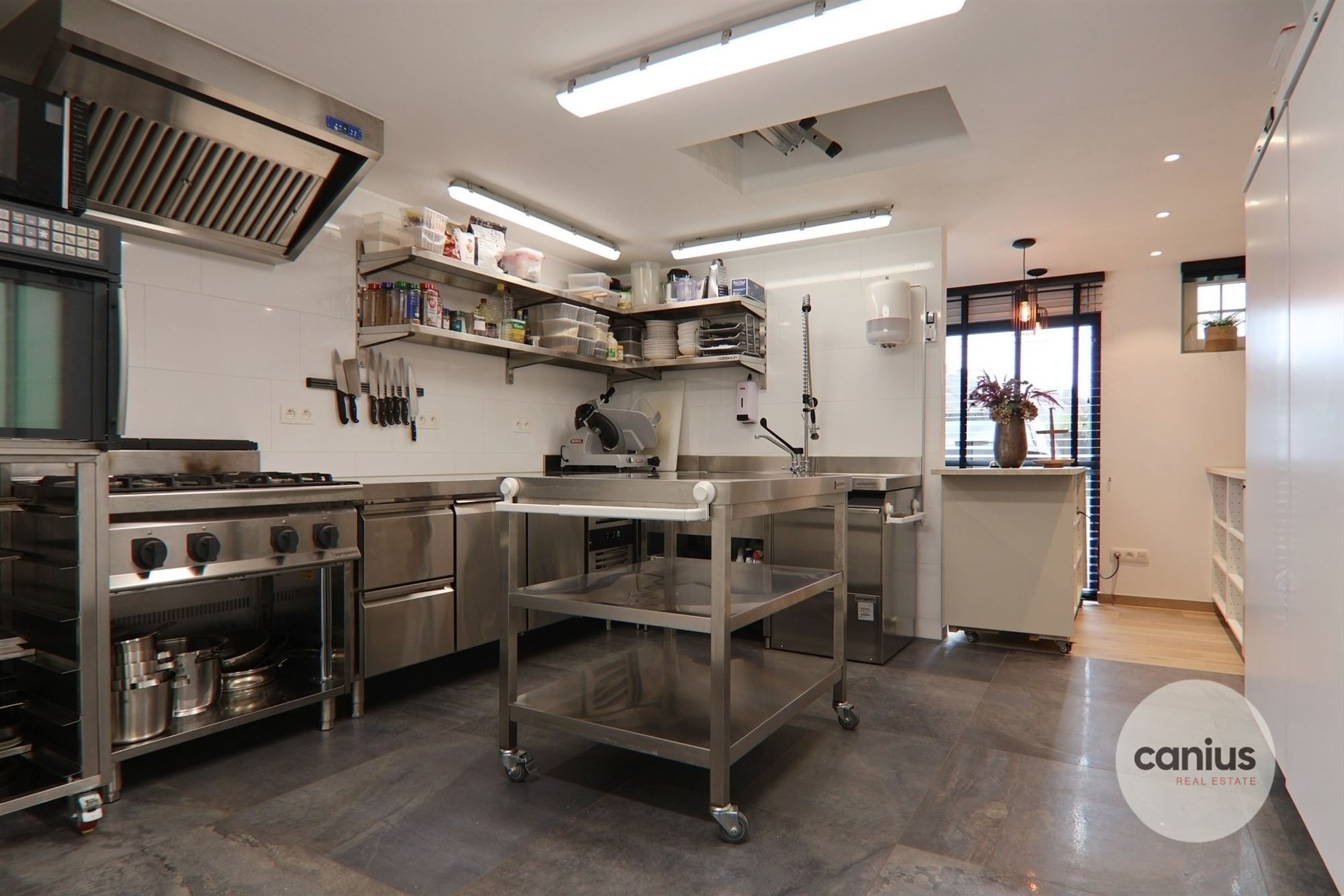 ENERGIEZUINIGE WONING MET 3 SLAAPKAMERS - IDEAAL VOOR VRIJ BEROEP foto 28