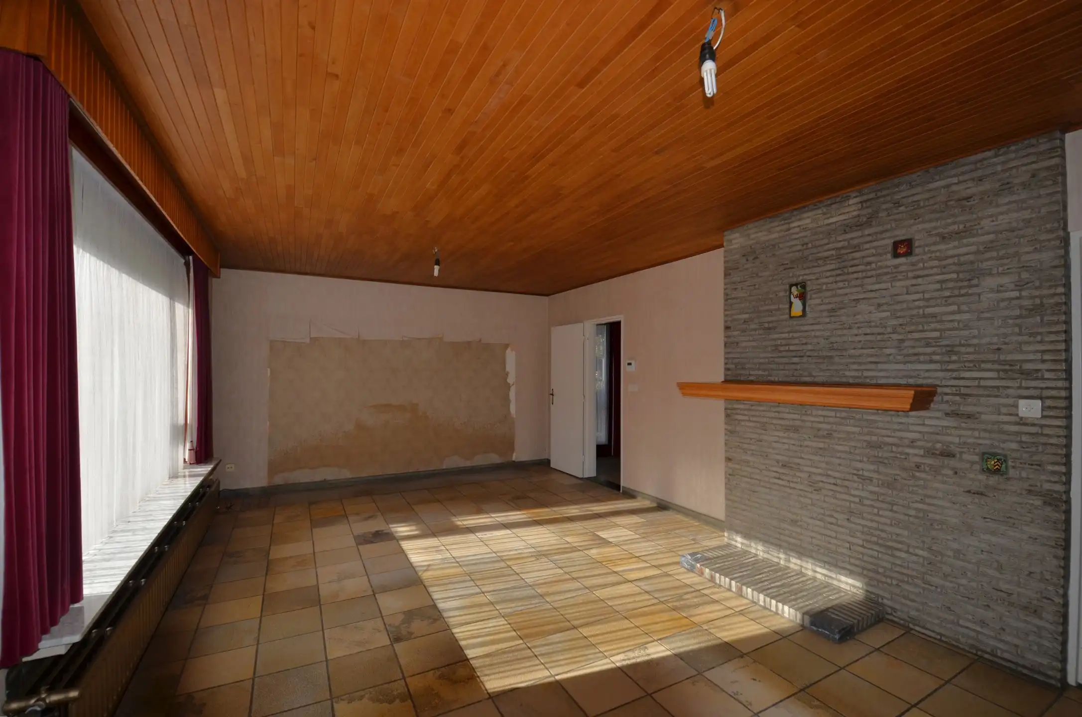 Te renoveren woning op rustige locatie foto 7