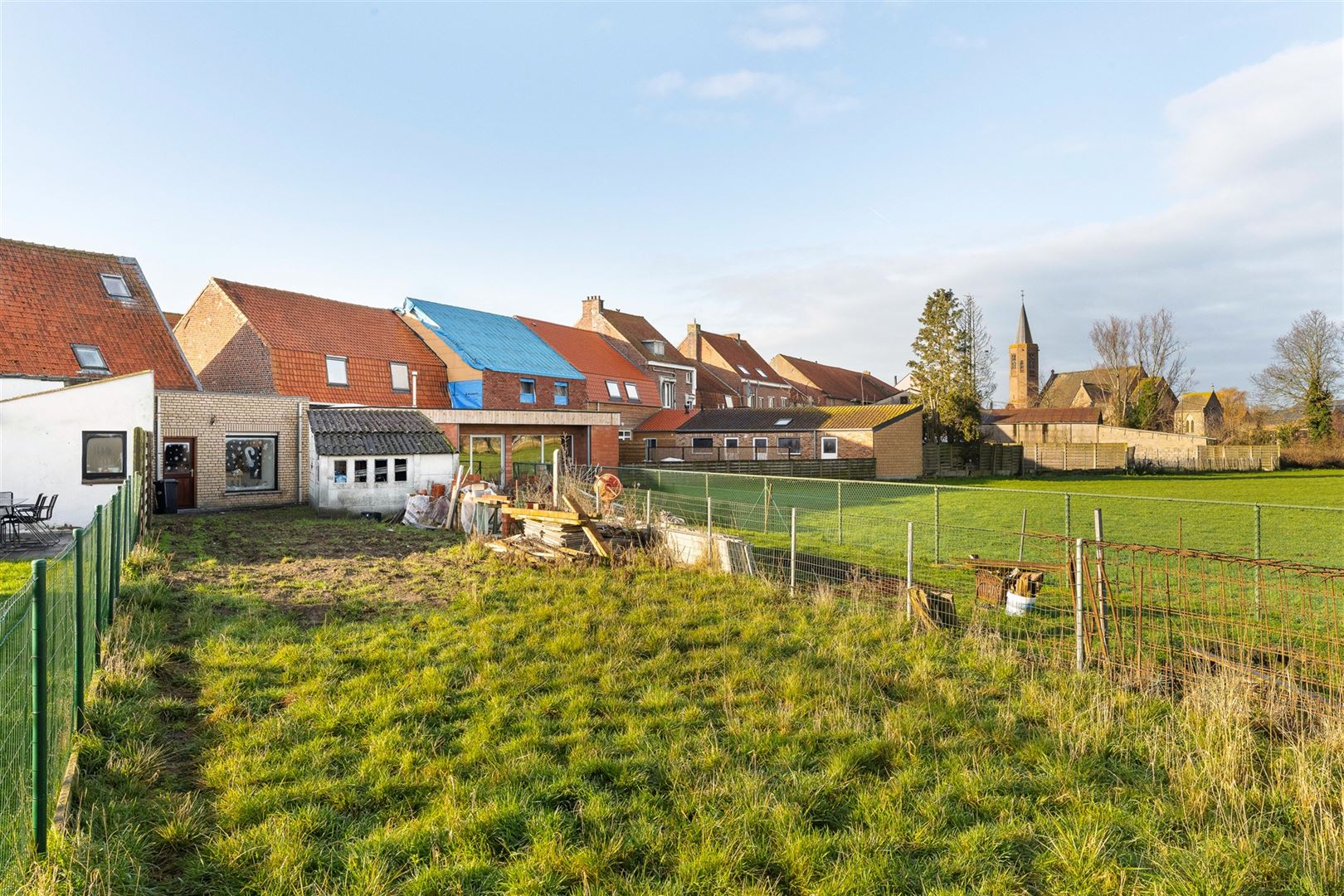 Halfopen bebouwing met garage foto 23