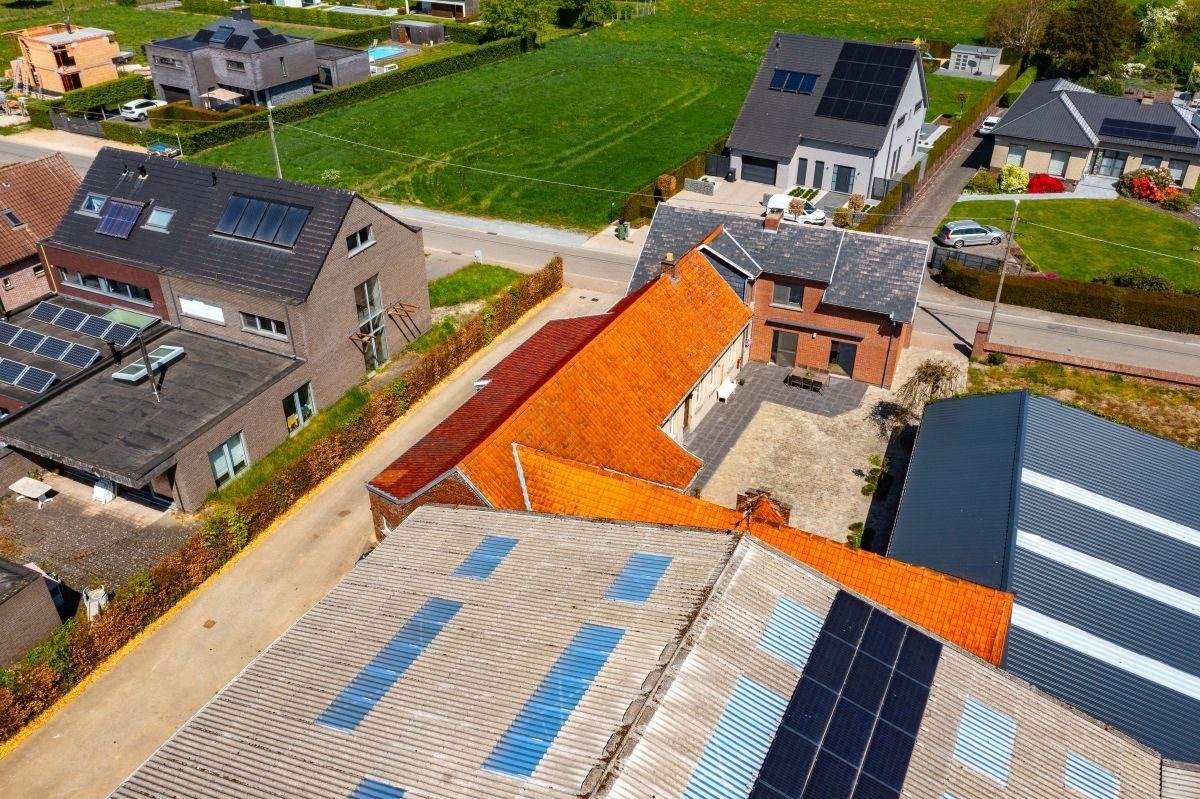 Hoeve met ruime stallen te koop te Zottegem op 4,68 ha foto 4