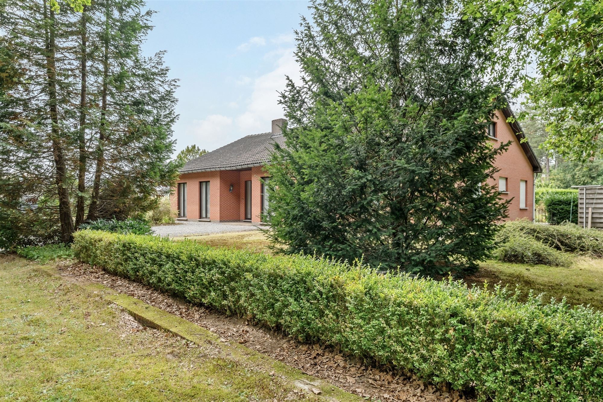 ZEER GOED ONDERHOUDEN GELIJKVLOERSE WONING MET 3 TOT 4 SLAAPKAMERS OP EEN RUIM PERCEEL VAN 10A33CA TE OOSTHAM foto 29