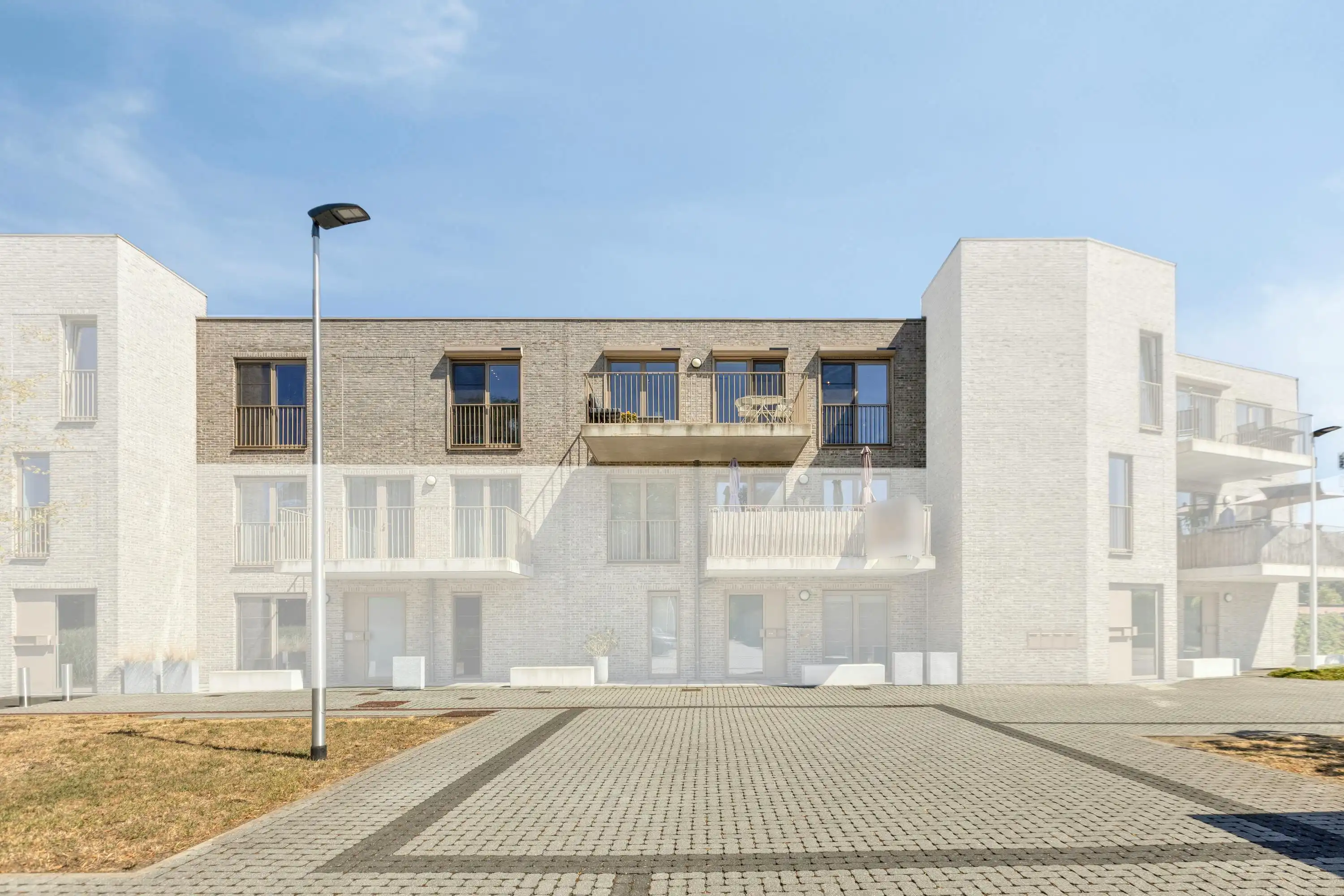 Instapklaar appartement met 2 slaapkamers te koop in Zonhoven.  foto 3