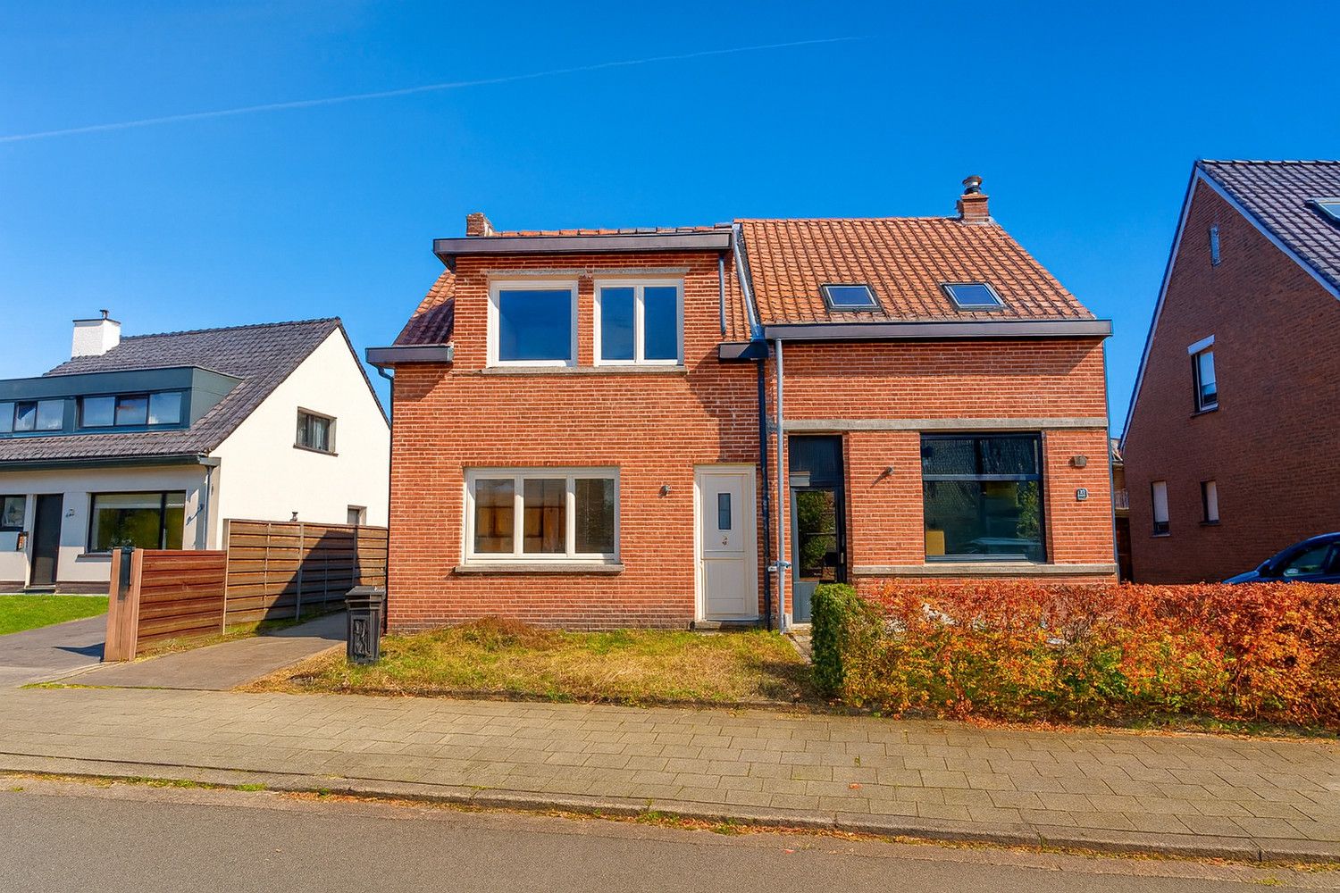 TE RENOVEREN HOB MET 2 SLK, GARAGE EN TUIN! foto 12