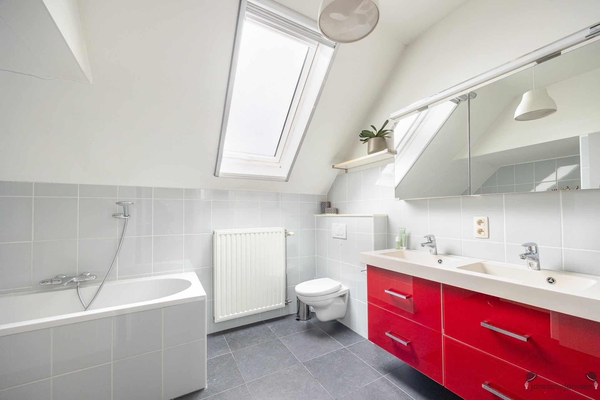 Woning met 4 slaapkamers en praktijk- of kantoorruimte op 744 m² foto 20