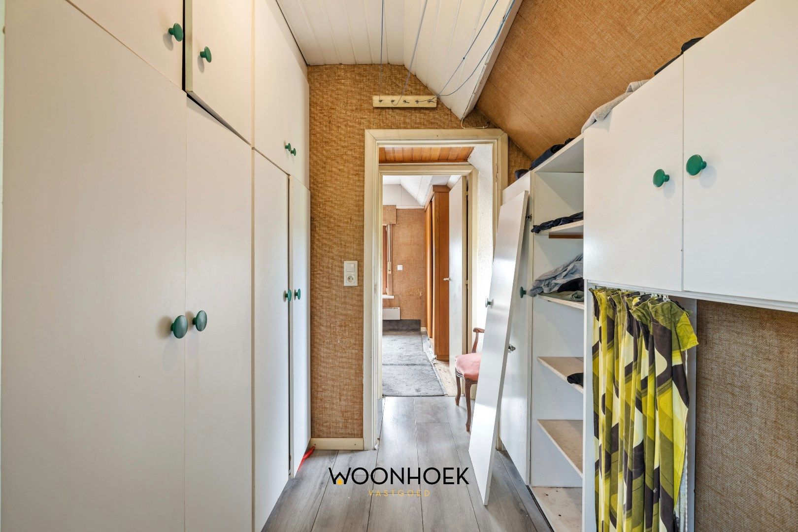 Woning met 2 magazijnen op uniek perceel! foto 18