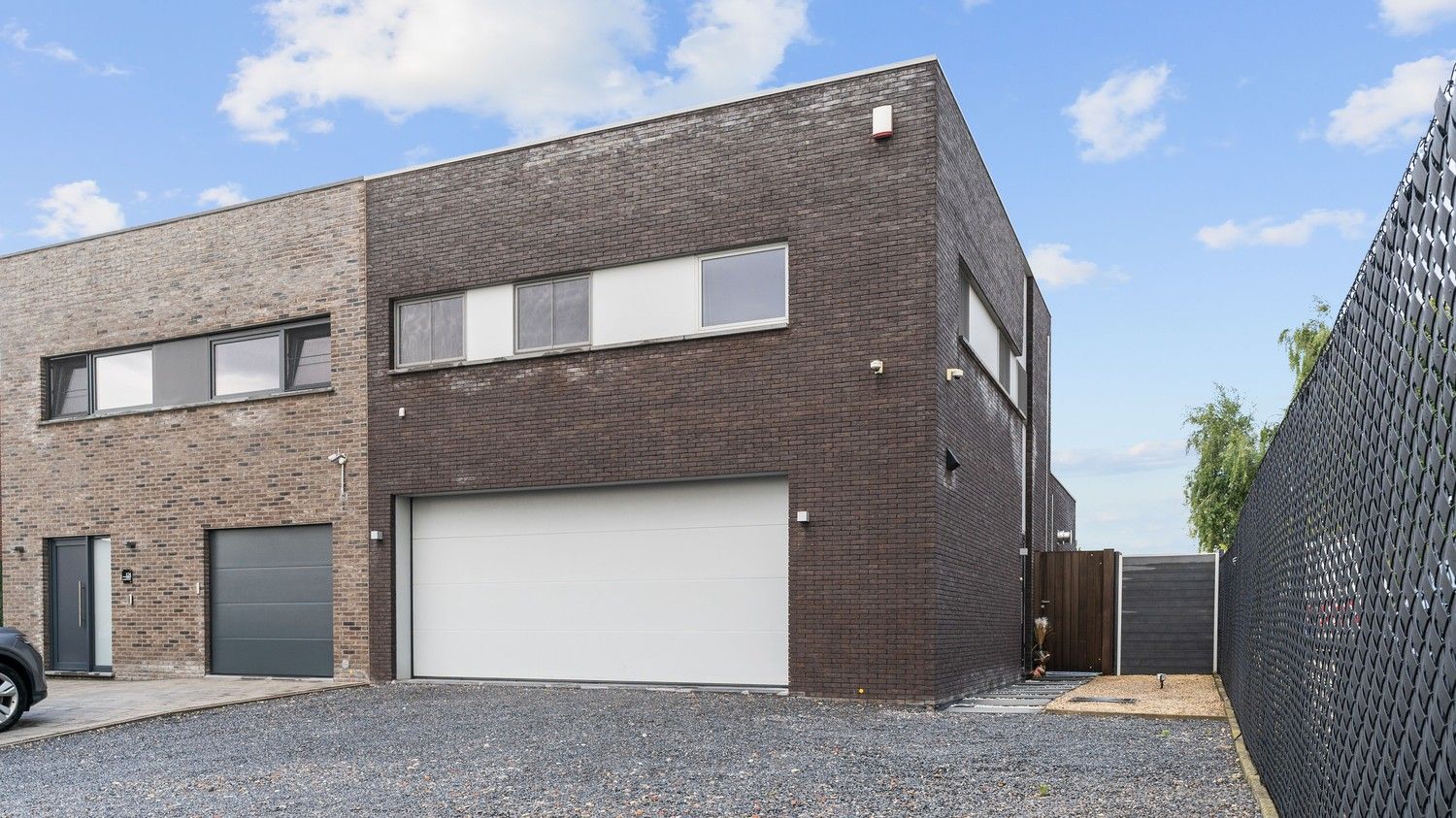 Moderne, instapklare woning met luxe afwerking en zwembad in Sint-Truiden foto 30