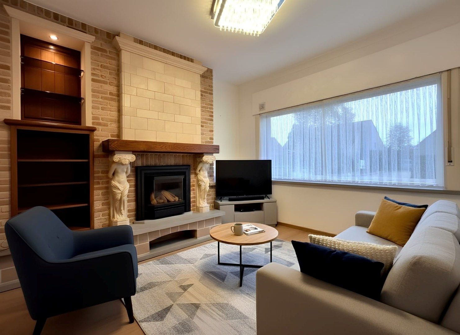 RUIME, INSTAPKLARE HOB MET 2 SLPKS | GARAGE EN STADSTUIN NABIJ CENTRUM DEINZE foto 3