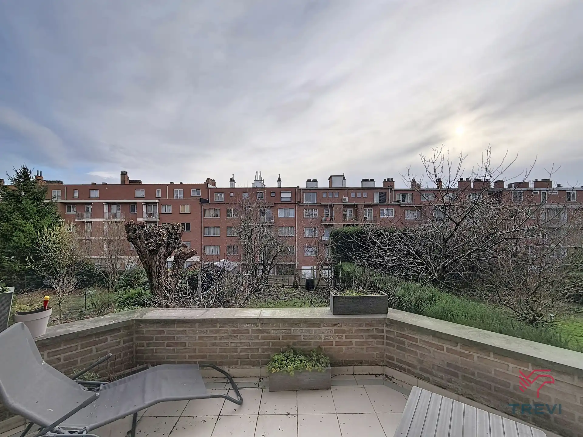 Huis met 4 slaapkamers en tuin  foto 10