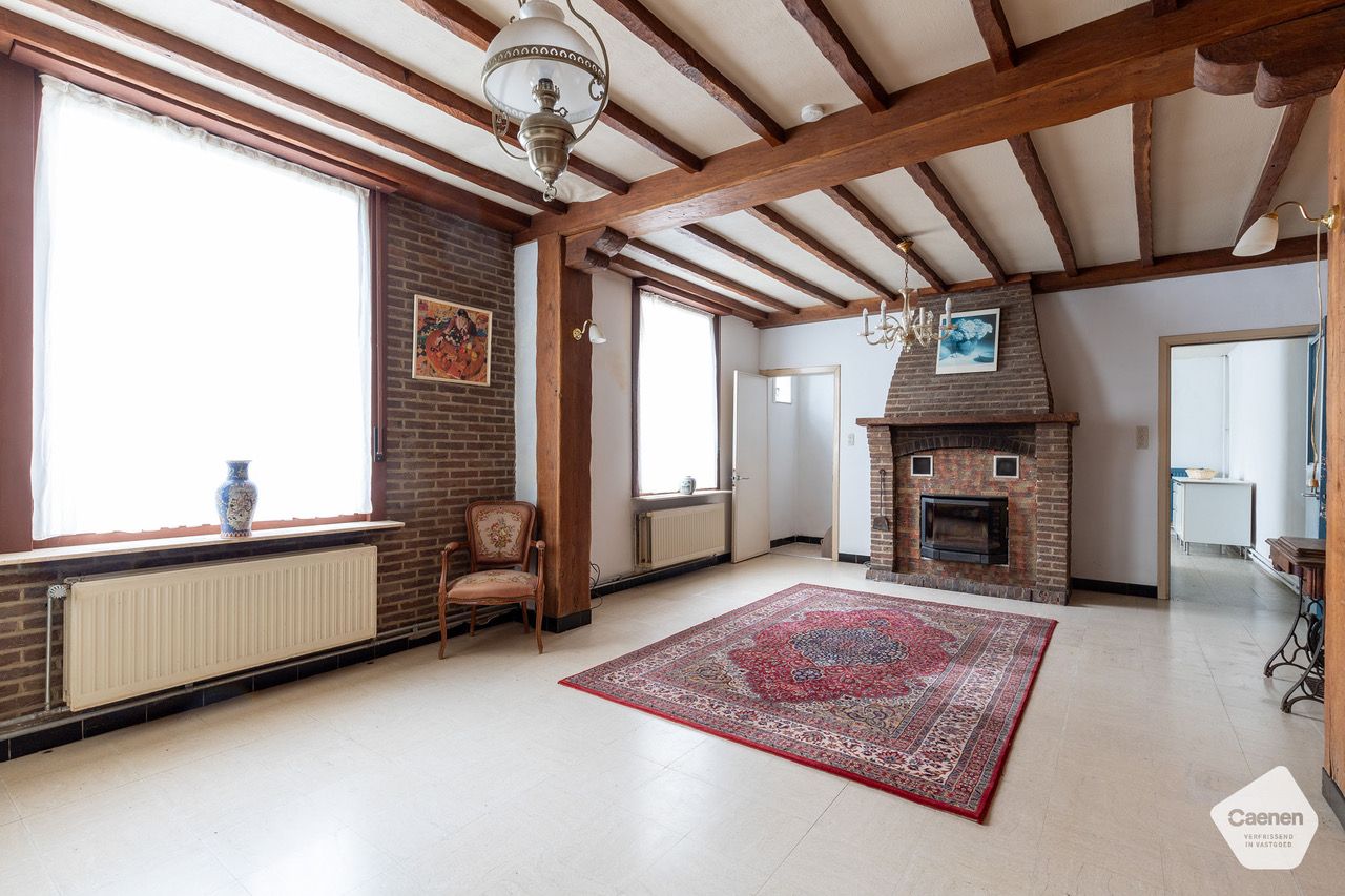 MOOIE VEELZIJDIGE VRIJSTAANDE WONING MET 4 SLAAPKAMERS en (LOODS) in het centrum van Ruddervoorde foto 4