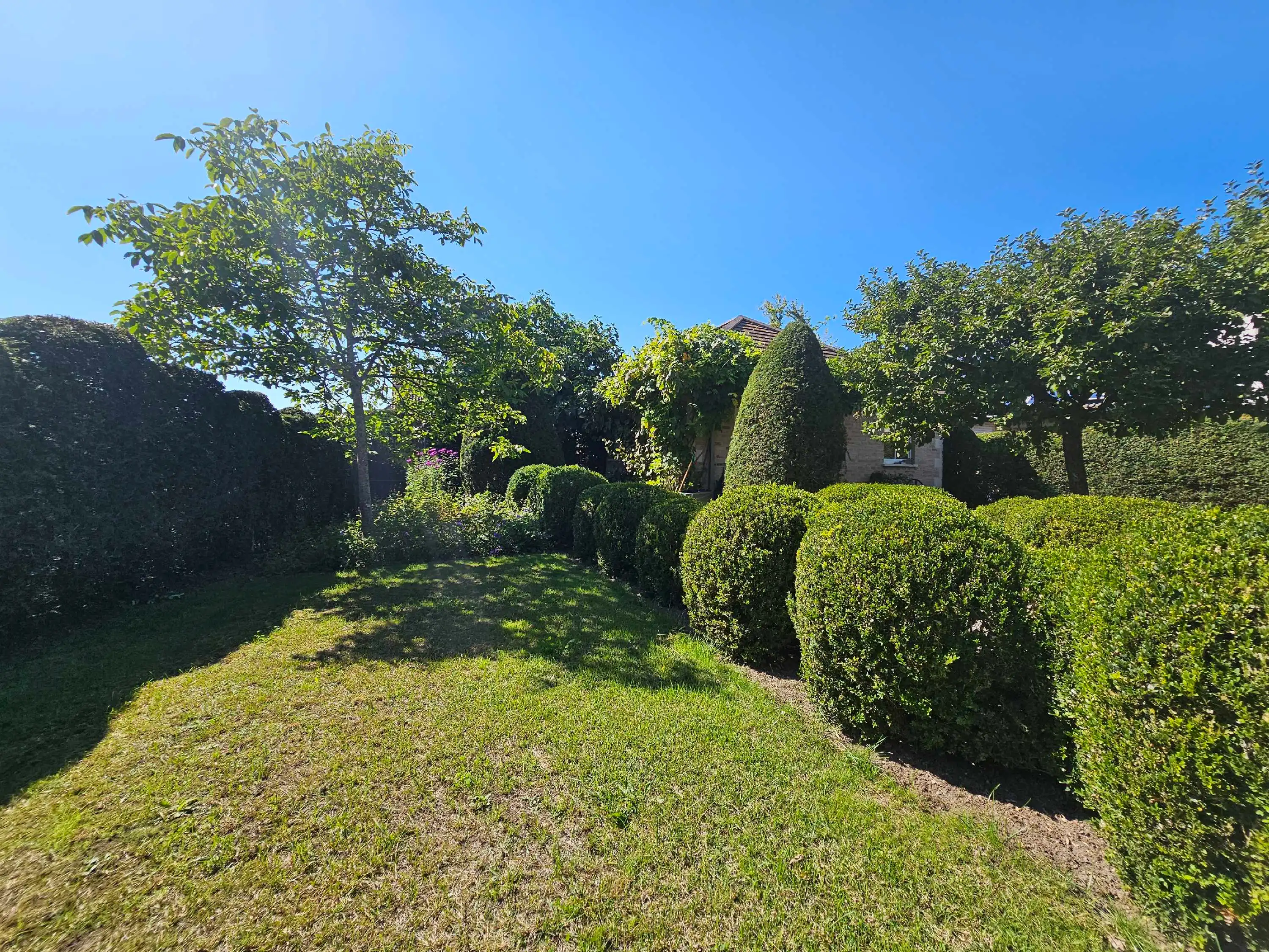 Uitzonderlijke villa nabij de Oude Veurnevaart foto 3
