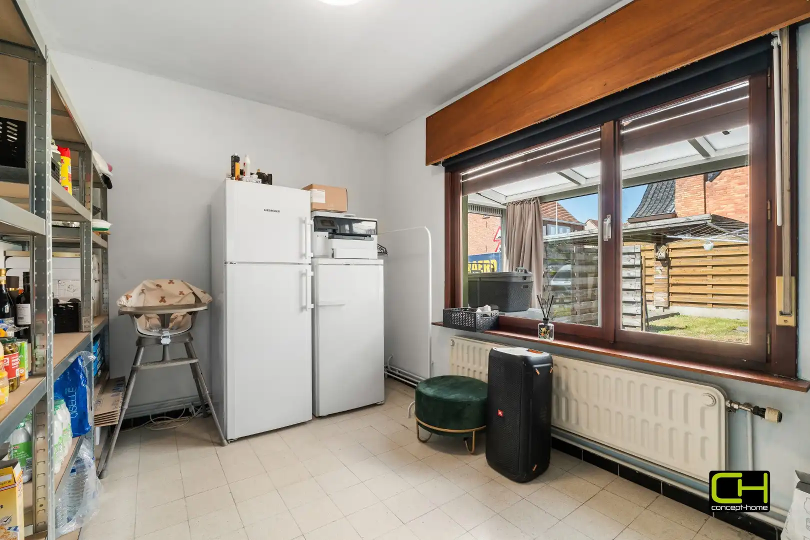 Vrijstaande bungalow met loods op een perceel van 865 m² te koop in Merendree foto 8