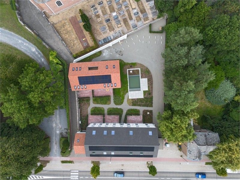 EXCLUSIEF WONEN IN EEN GERESTAUREERDE VIERKANTSHOEVE foto 9