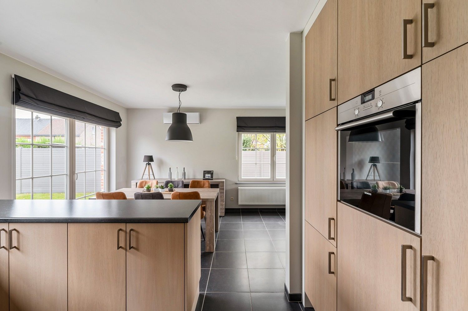 Ruime recente halfopen bebouwing met EPC-A foto 11