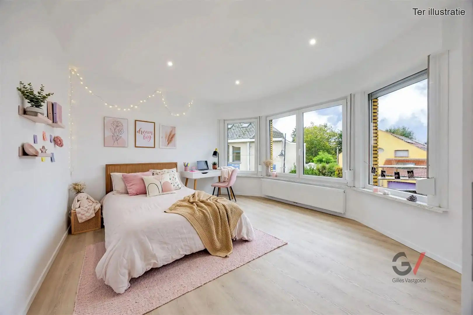 Gerenoveerde woning foto 12