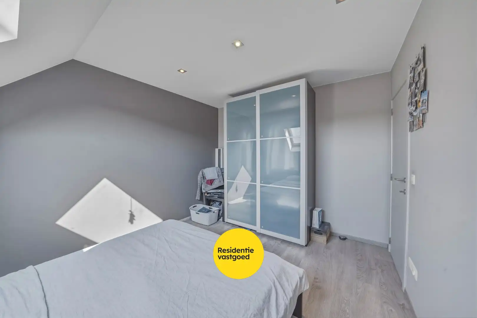 Instapklare recente woning met zeer ruime garage en tuin in Oudenburg foto 18