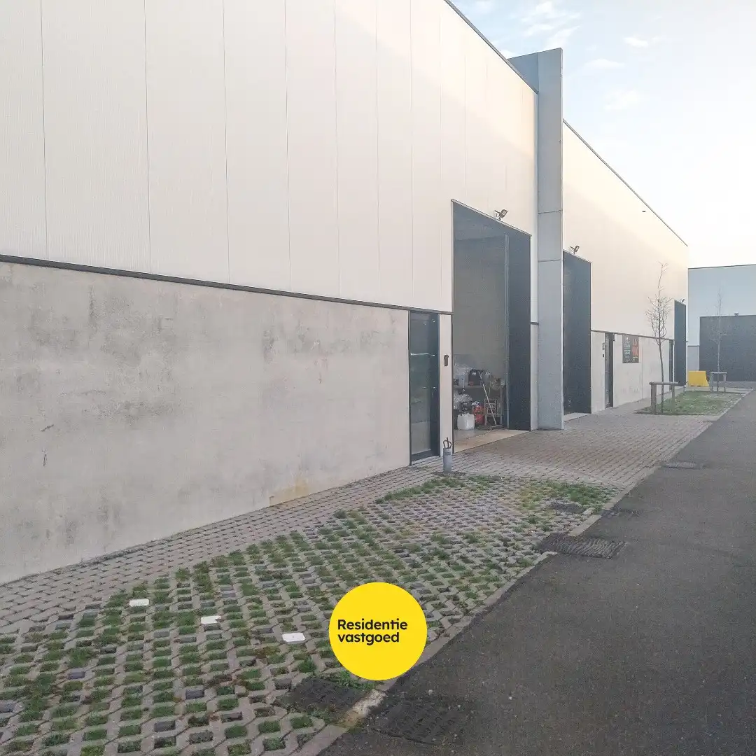 Instapklare loods te koop in bedrijvenpark Westpoort te Zwijndrecht foto 2