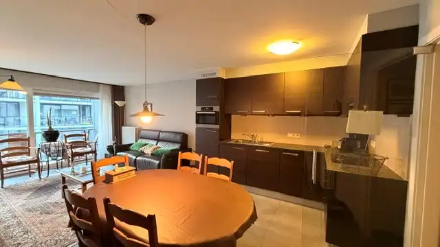 Moderne, instapklare studio in het bruisende hart van Oostende! foto {{pictureIndex}}