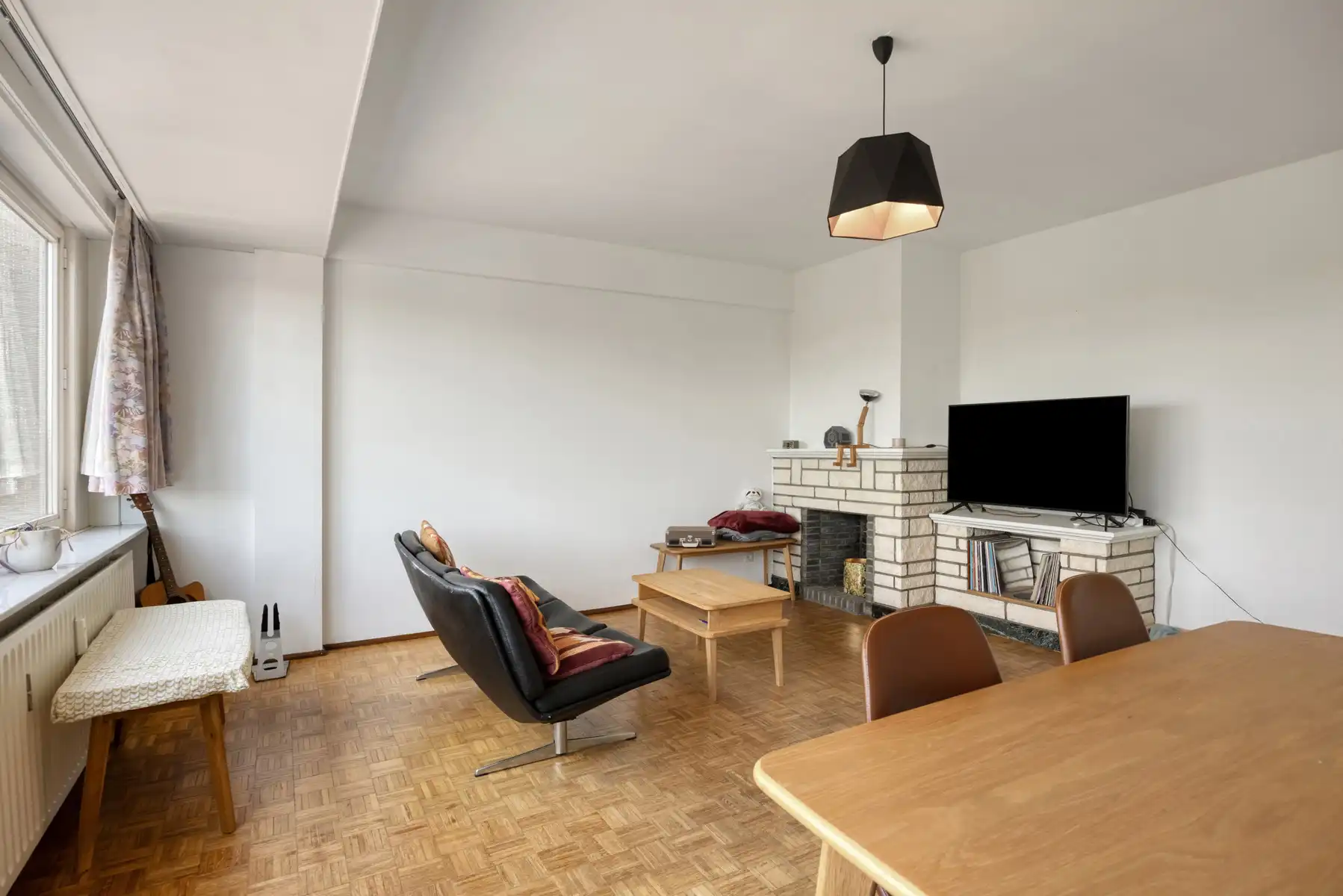 Instapklaar appartement met 1 slaapkamer en terras! foto {{pictureIndex}}