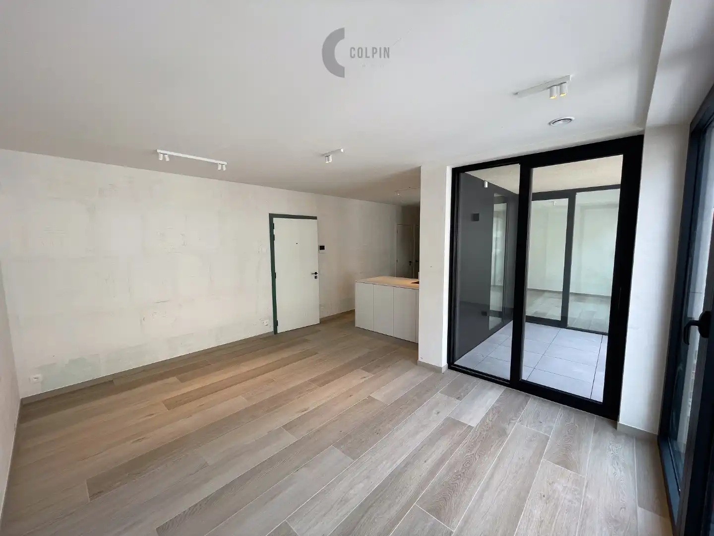 Instapklaar nieuwbouw appartement vlakbij het strand en centrum Heist. foto 9