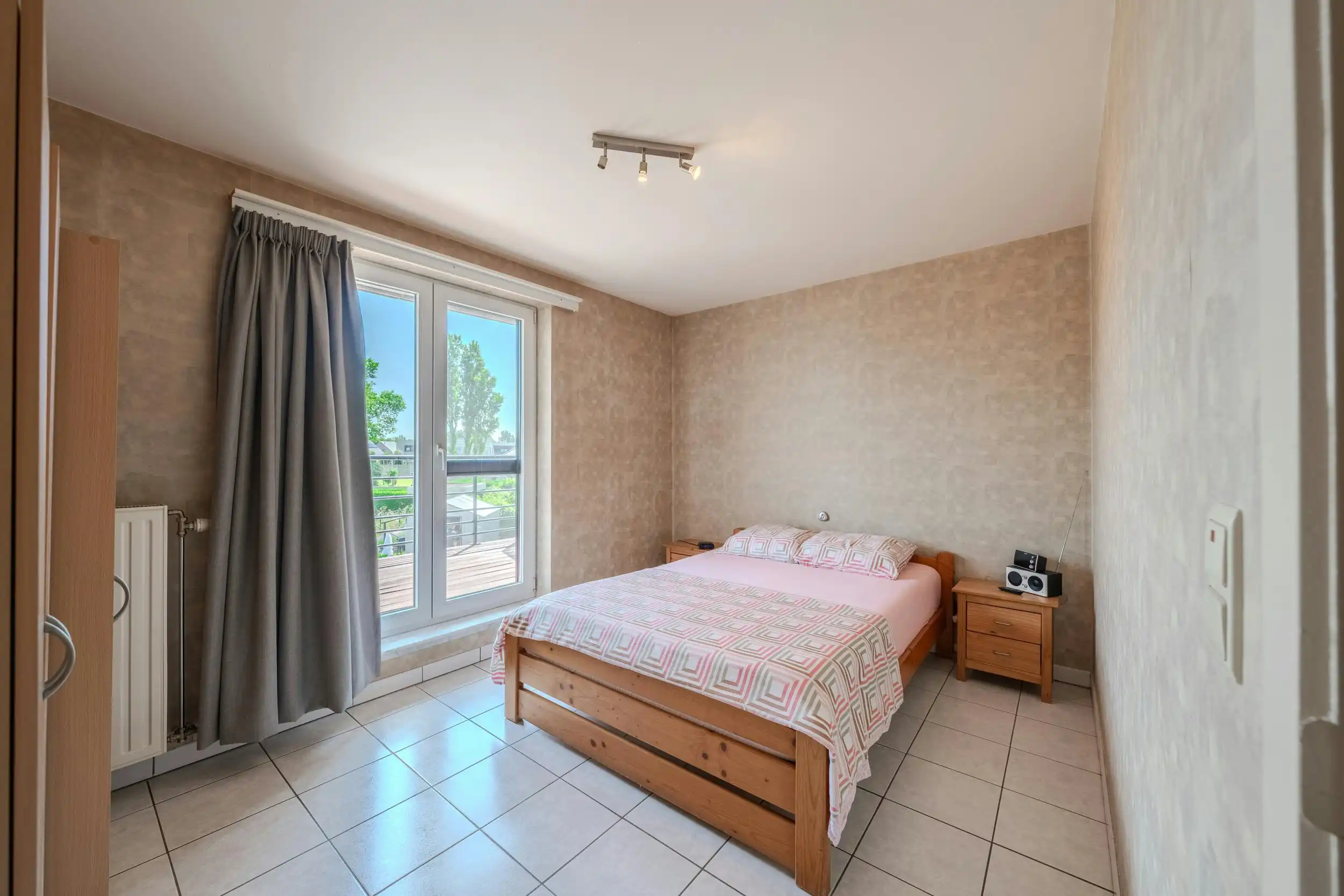 Instapklaar appartement met 2 slaapkamers op rustige ligging foto 10
