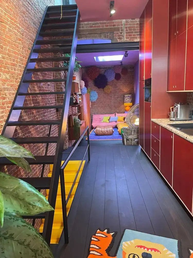 Karaktervolle erfgoedwoning op topligging tegenover de Sint-Gummaruskerk. foto 62