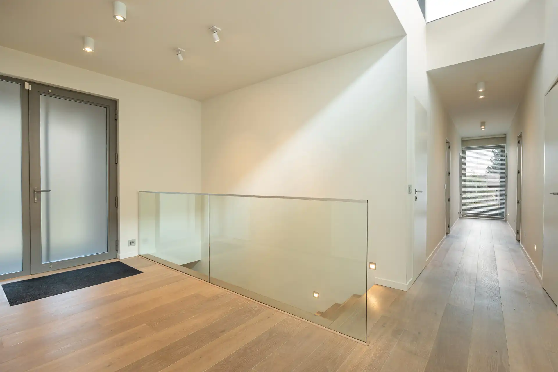 Exclusieve, strakke luxevilla met indrukwekkend basement in groene topwijk van Grimbergen foto 15