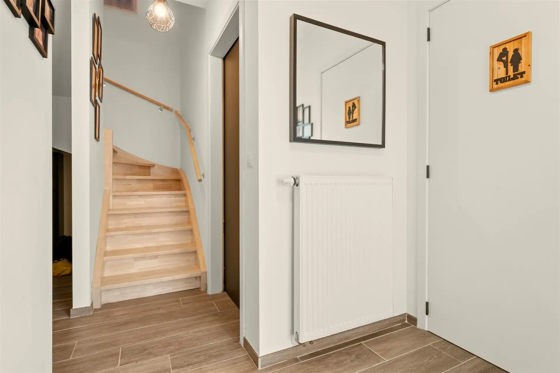 Knappe energiezuinige woning met 4 slpks en mooi vergezicht foto 3