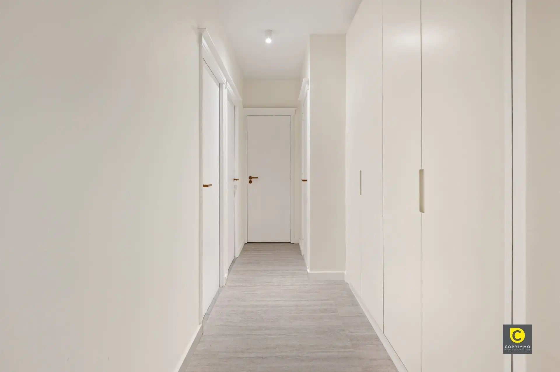 Mooi gerenoveerd 2 slpk app foto 5