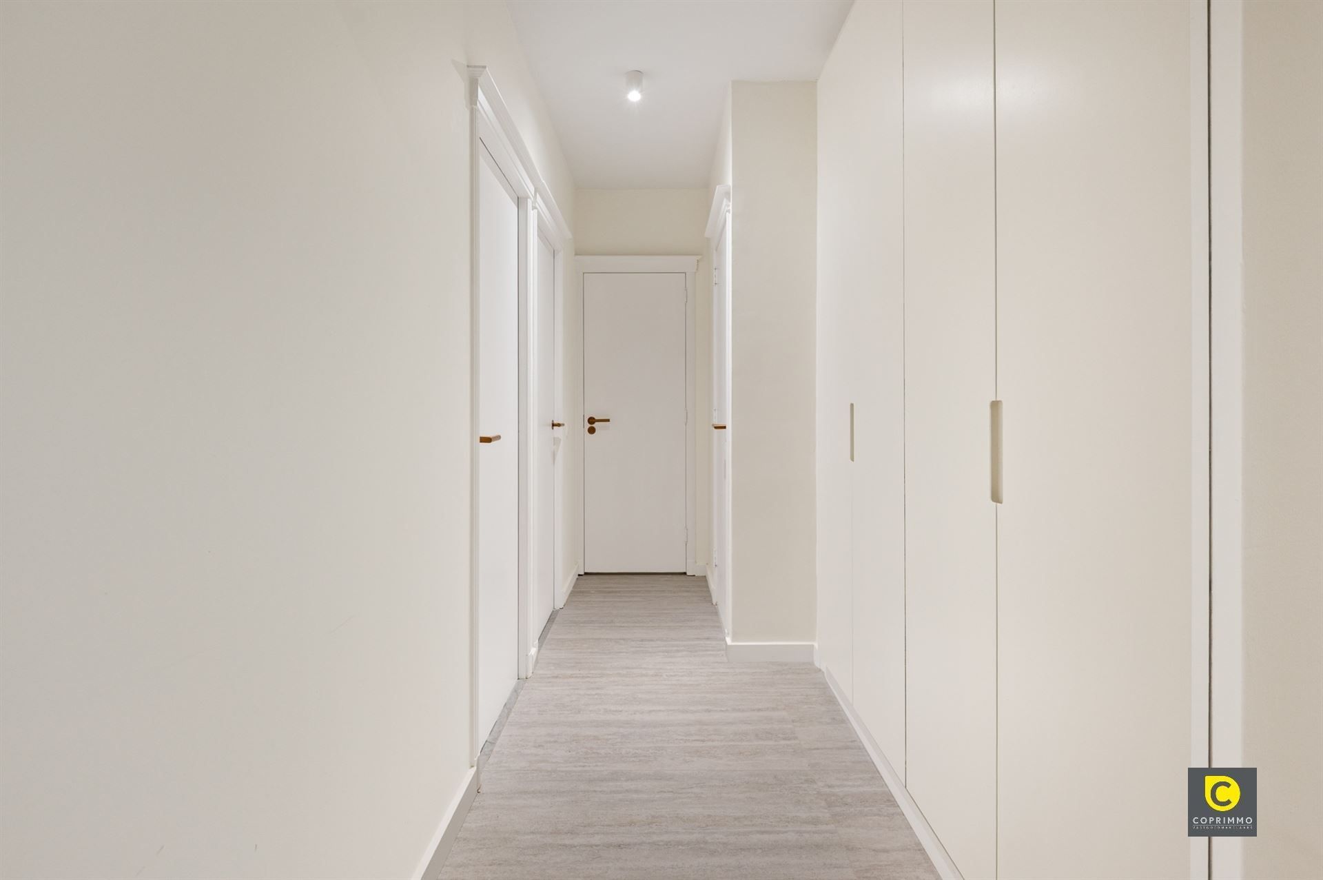 Mooi gerenoveerd 2 slpk app foto 5