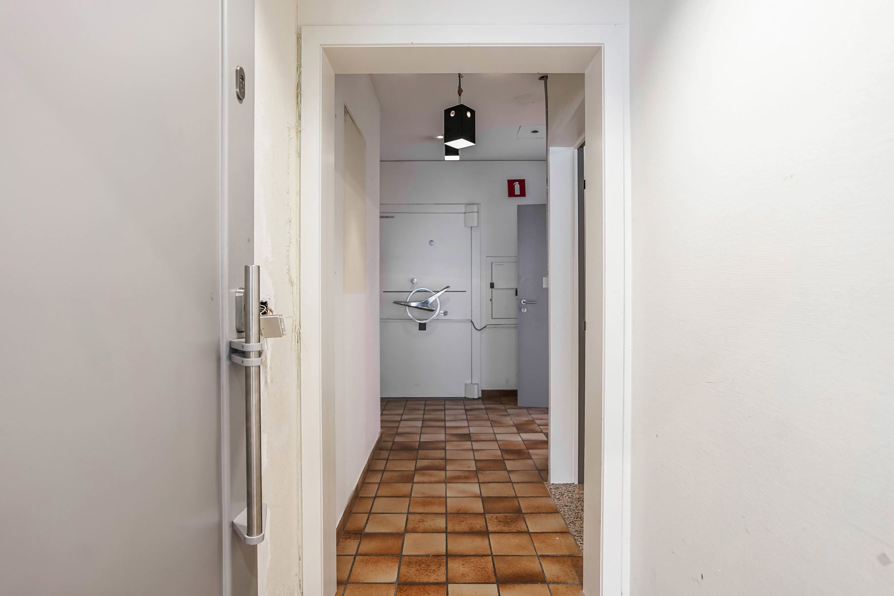 Veelzijdig, zeer ruim pand (handel én woonst) met tal van mogelijkheden in centrum Malderen! foto 9