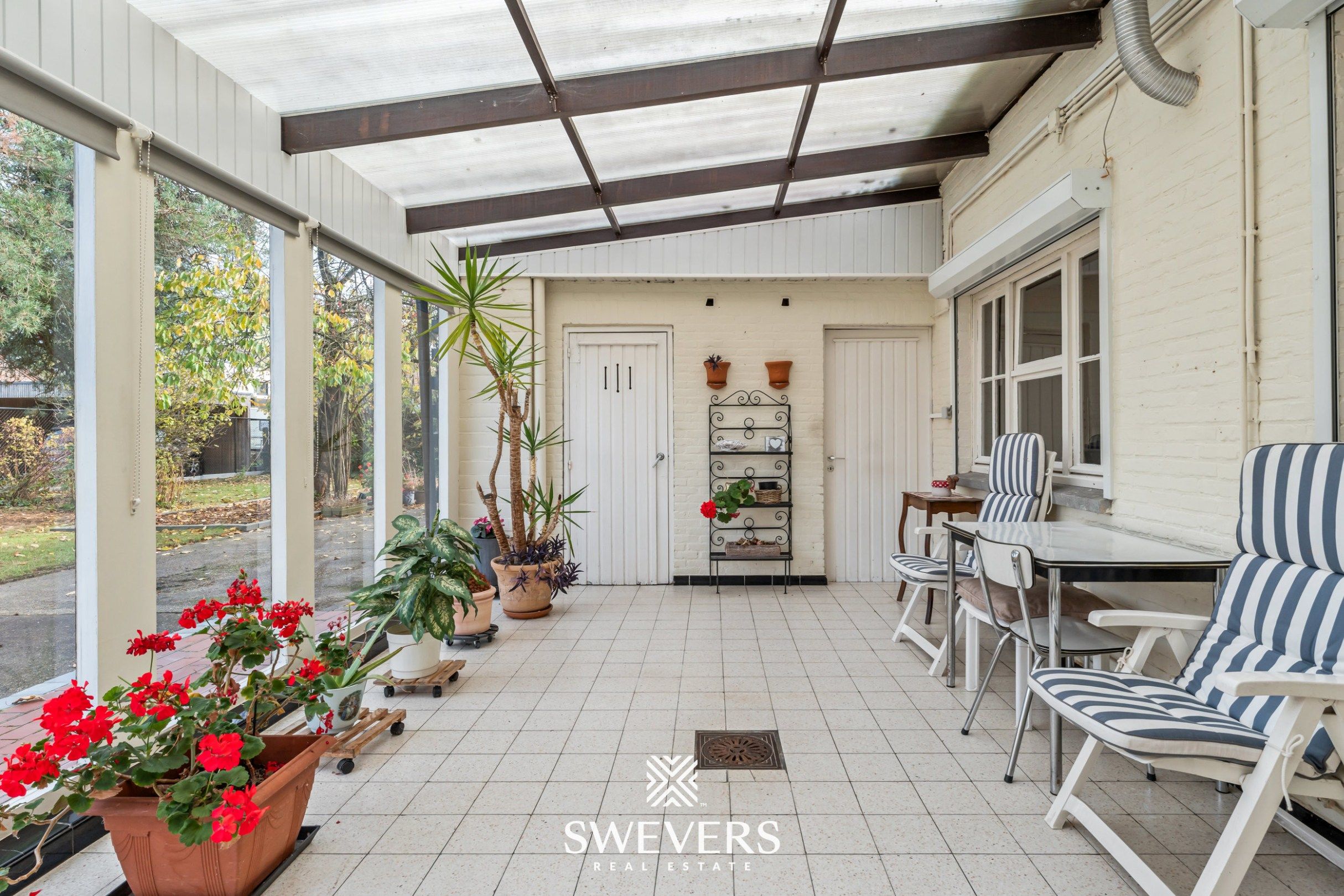 Charmante halfopen gezinswoning met potentieel (8are) op toplocatie in Diepenbeek foto 9