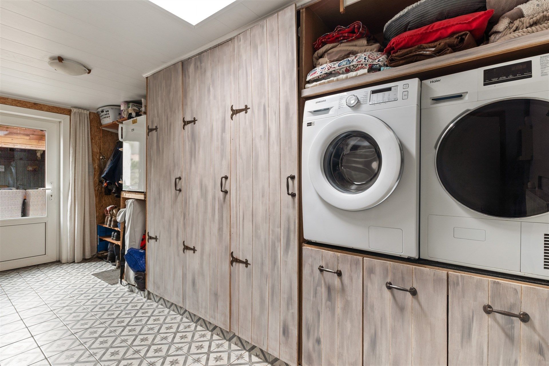Half open bebouwing op 607m² foto 13