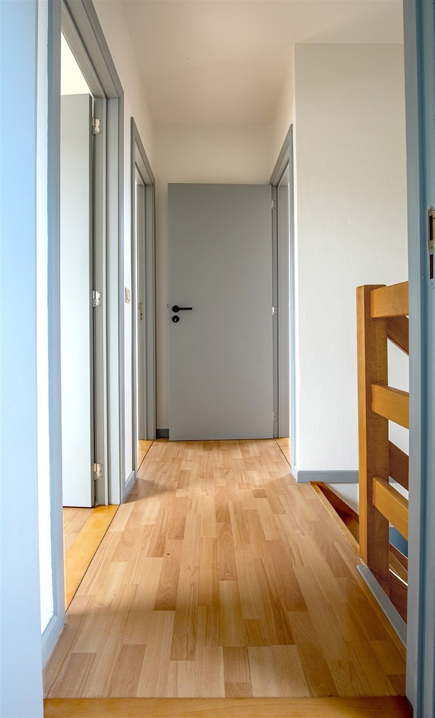 Centraal gelegen, gerenoveerde duplex met 3 slaapkamers foto 9