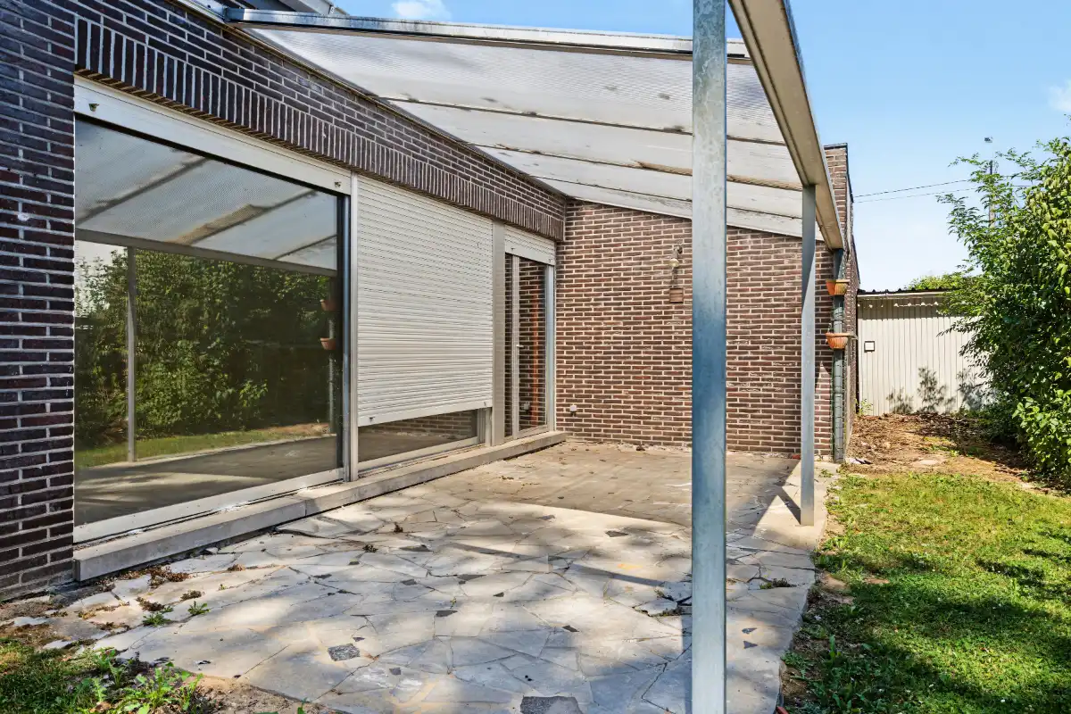 Vrijstaande woning op een perceel van 989 m². foto 20