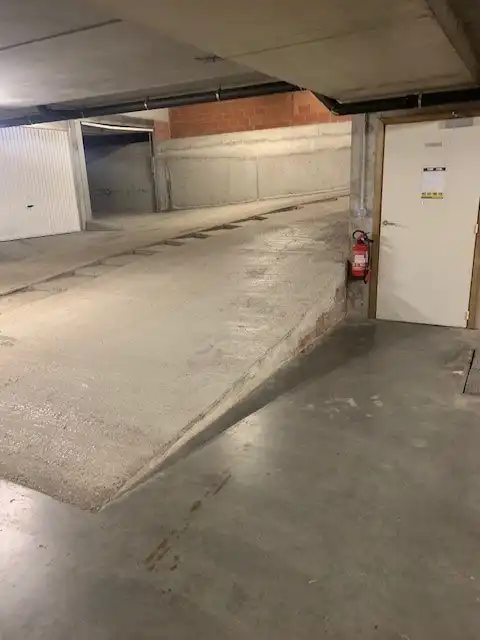 Autostaanplaats TE HUUR in de residentie Het Vijfde Seizoen foto 5