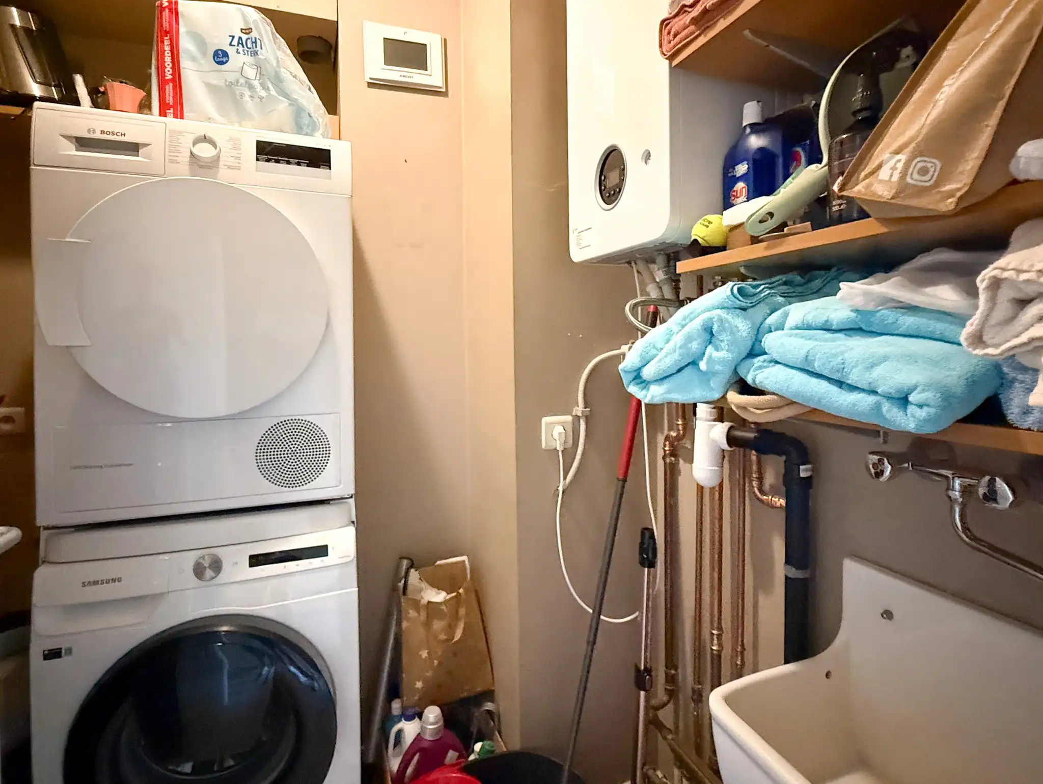 Rustig gelegen appartement dichtbij het centrum van Beveren met autostaanplaats foto 5